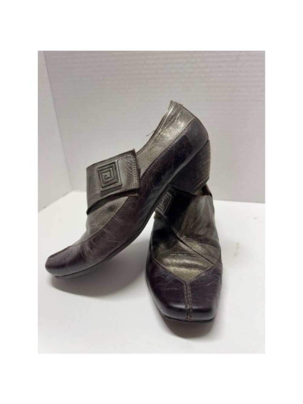 Fidji Brown Metallic Leather Square Toe Block Heel Pumps Portugal Size 35 5
